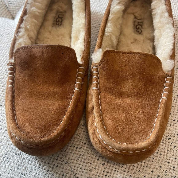 UGG Men's Tan Suede Loafers - Picture 4 of 9